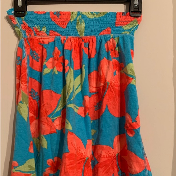 Abercrombie & Fitch Top - Picture 2 of 3